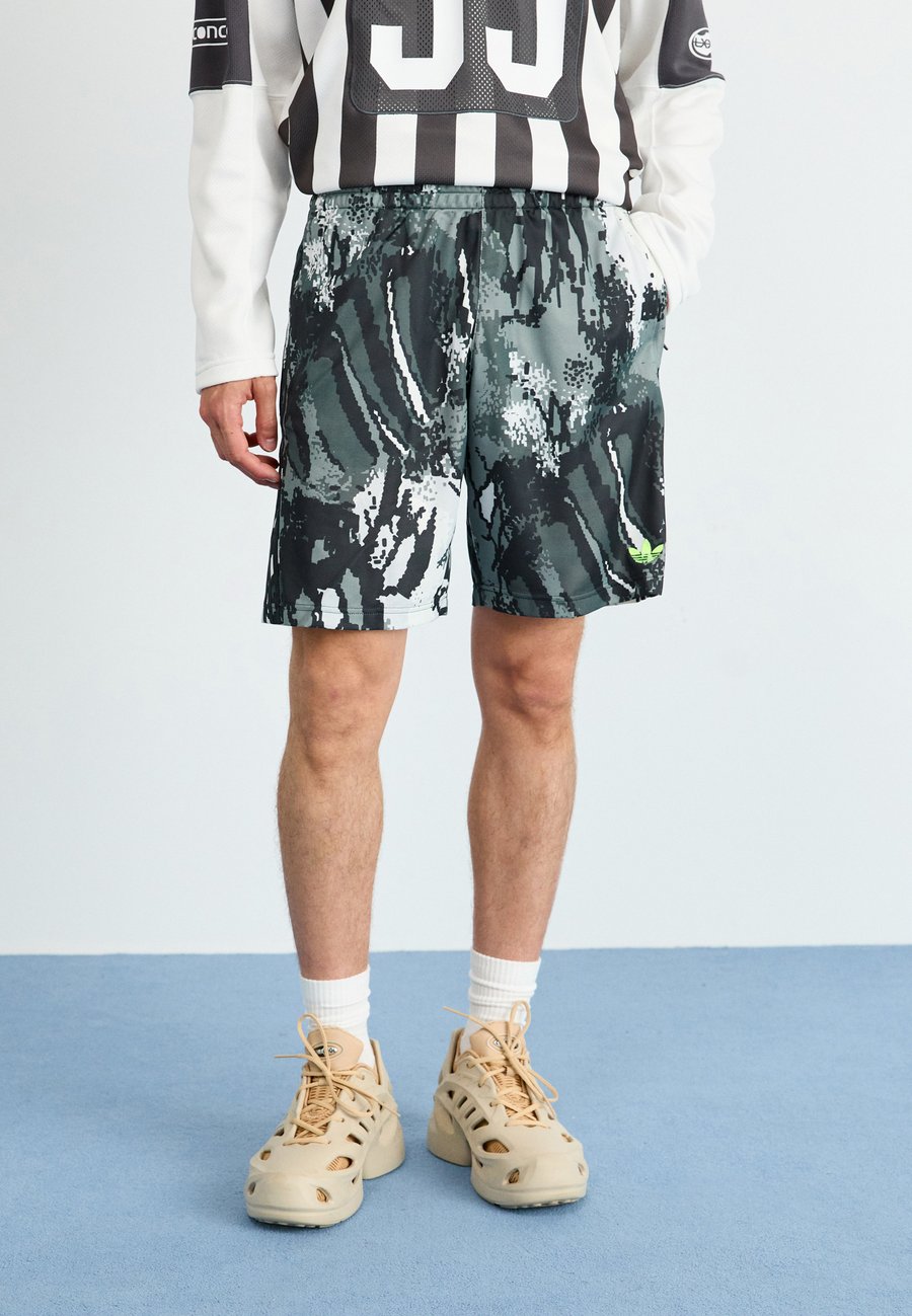 Шорты Adidas Originals ARCHIVE, Multicolor/Grey Three/Multi-Coloured
Шорты Adidas Originals ARCHIVE, Multicolor/Grey Three/Multi-Coloured