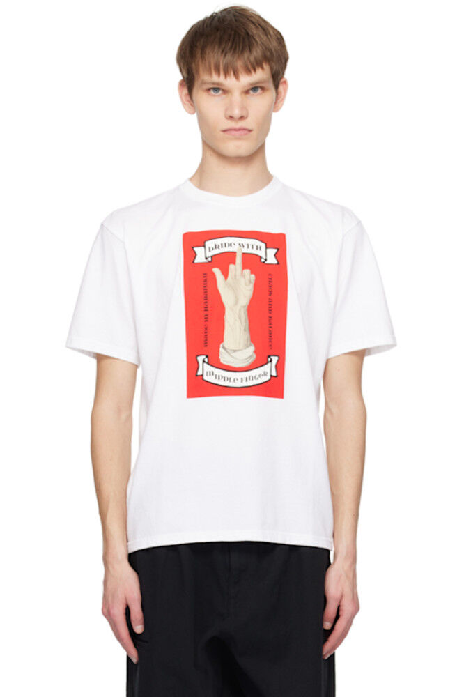 Белая футболка с рисунком UNDERCOVER
Белая футболка с рисунком UNDERCOVER