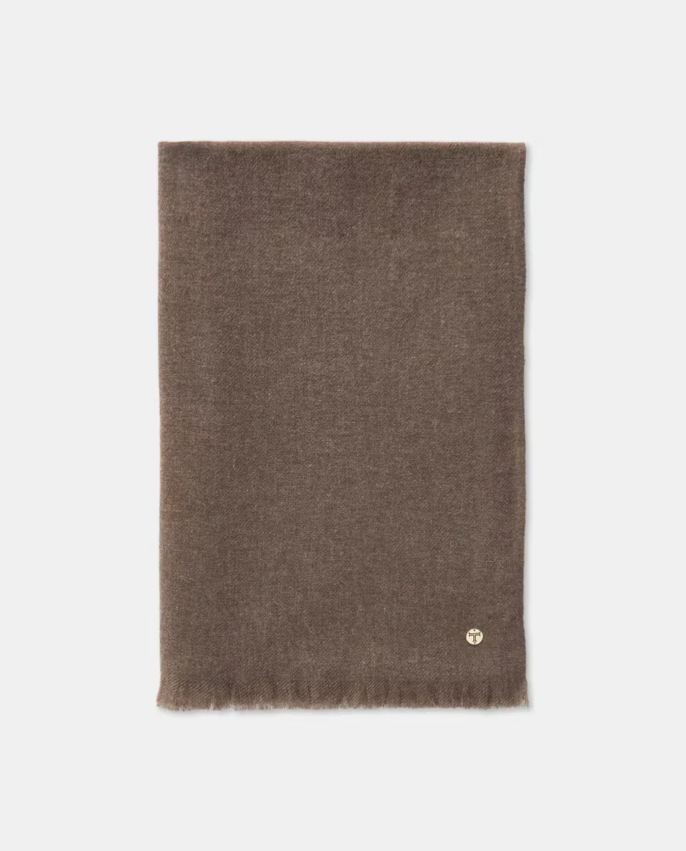 Тонкий кашемировый шарф Latouche, коричневый
Тонкий кашемировый шарф Latouche, коричневый