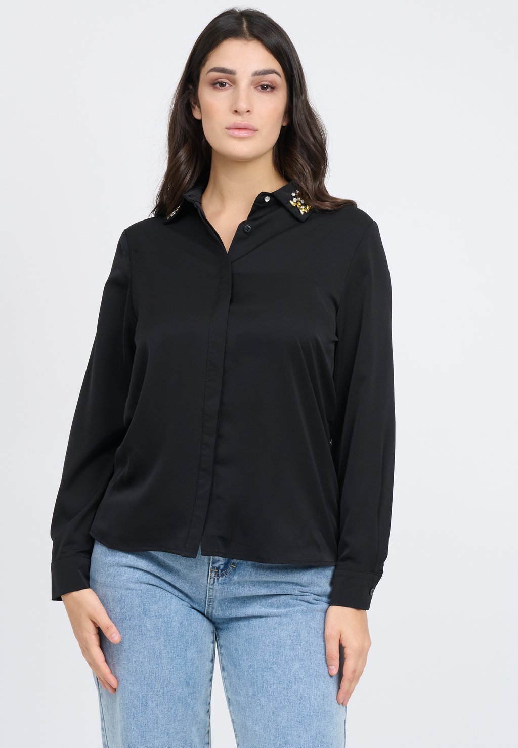 Рубашка BEJEWELED Maison Form'elle, черный
Рубашка BEJEWELED Maison Form'elle, черный