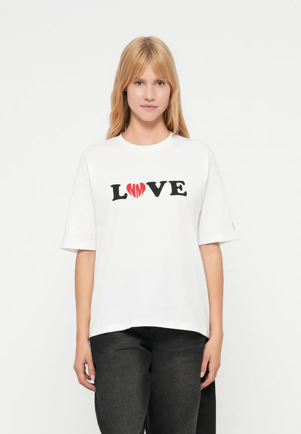 Футболка с принтом nmkarla на воротнике. Noisy May, Bright White, Белый, Футболка с принтом nmkarla на воротнике. Noisy May, Bright White
Футболка с принтом nmkarla на воротнике. Noisy May, Bright White, Белый, Футболка с принтом nmkarla на воротнике. Noisy May, Bright White