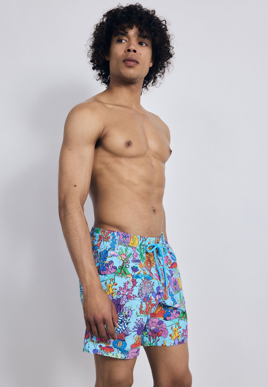 Шорты для плавания Vilebrequin MOOREA, Topaze Bleue/Blue, Синий, Шорты для плавания Vilebrequin MOOREA, Topaze Bleue/Blue
Шорты для плавания Vilebrequin MOOREA, Topaze Bleue/Blue, Синий, Шорты для плавания Vilebrequin MOOREA, Topaze Bleue/Blue