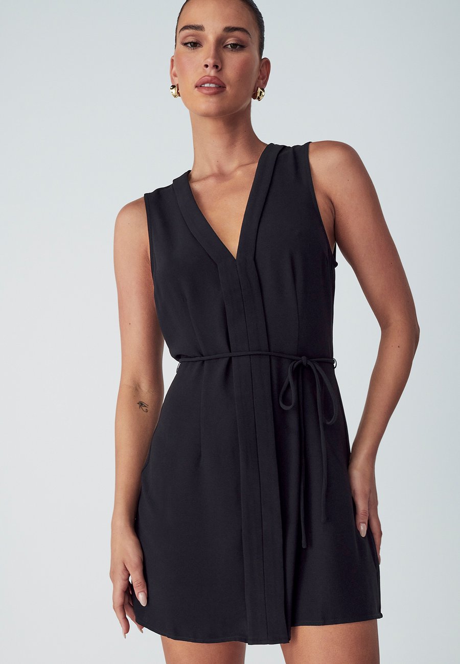 Платье WILLA RAYAN, Black
Платье WILLA RAYAN, Black