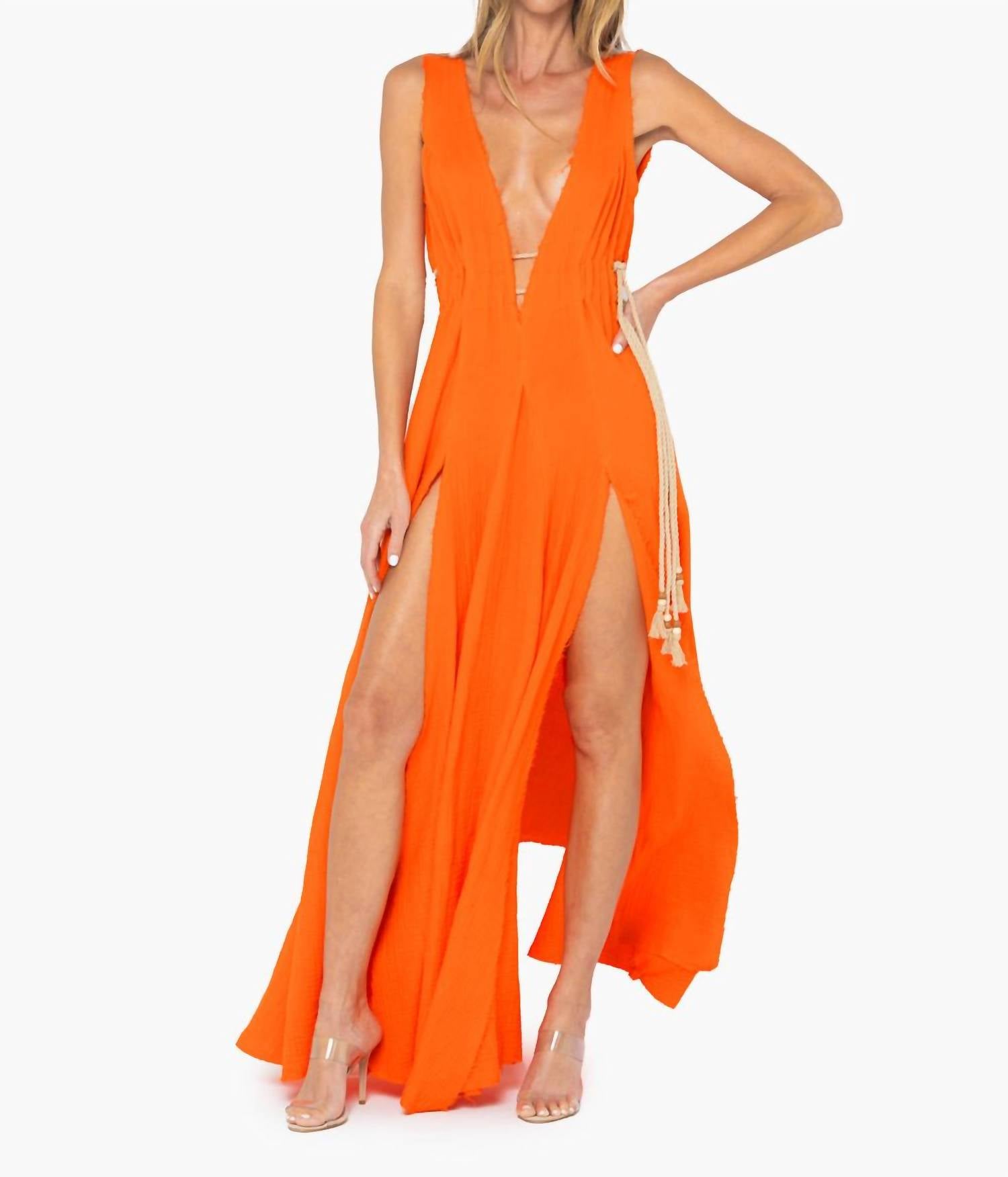 Арабэлла макси-платье в мандариновом цвете JBQ, Tangerine
Арабэлла макси-платье в мандариновом цвете JBQ, Tangerine