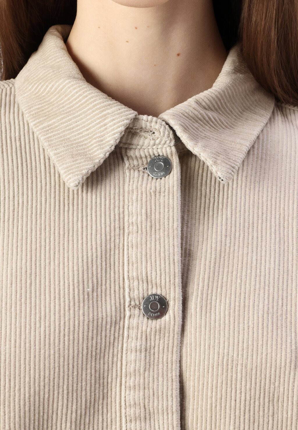 Блузка на пуговицах JDYSHIRAZ JDY, серо-коричневый 
Блузка на пуговицах JDYSHIRAZ JDY, серо-коричневый