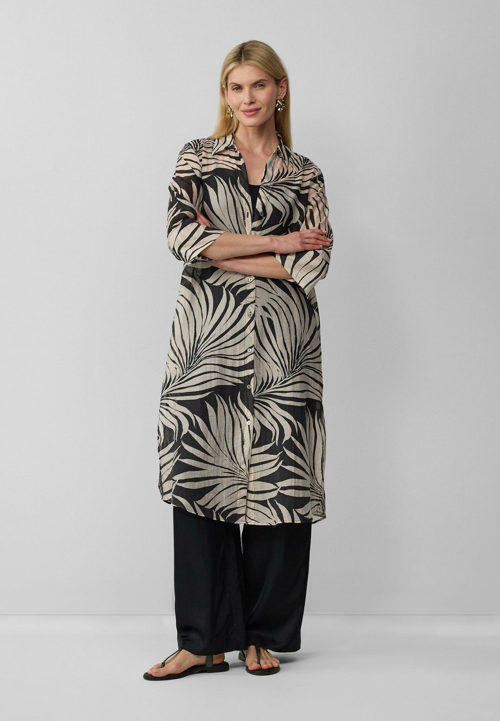 Блузка на пуговицах s.Oliver BLACK LABEL, антрацит
Блузка на пуговицах s.Oliver BLACK LABEL, антрацит