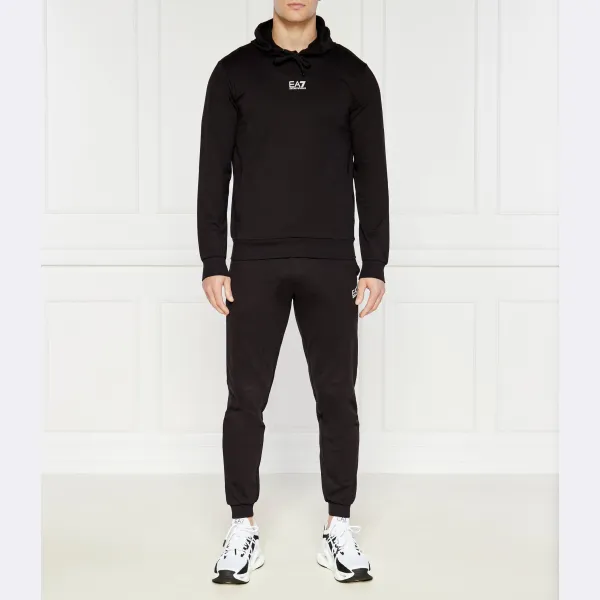 Спортивный костюм приталенного кроя Ea7, черный
Спортивный костюм приталенного кроя Ea7, черный