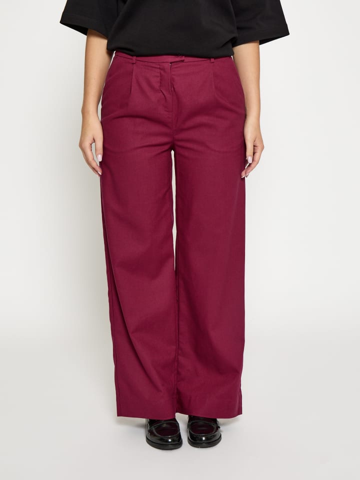 Брюки цвета рододендрон красный DESIRES
Брюки цвета рододендрон красный DESIRES