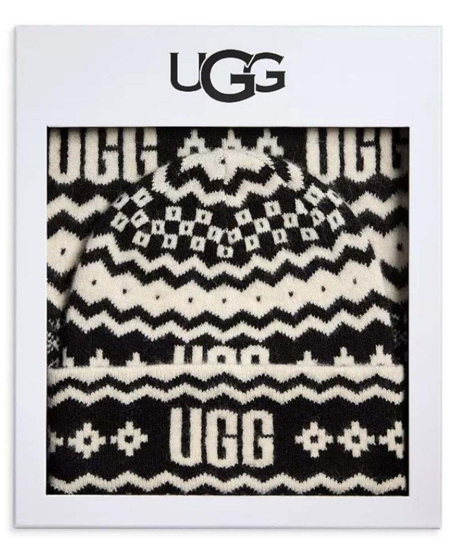 Женский комплект UGG из двух предметов: шапка и шарф UGG, Black Multi
Женский комплект UGG из двух предметов: шапка и шарф UGG, Black Multi