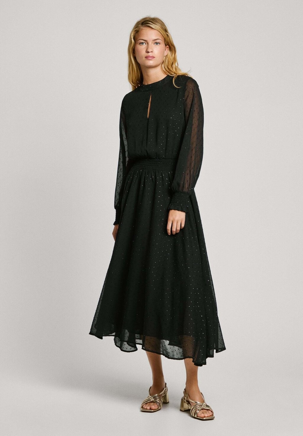 Повседневное платье ANUSHKA Pepe Jeans, черный
Повседневное платье ANUSHKA Pepe Jeans, черный