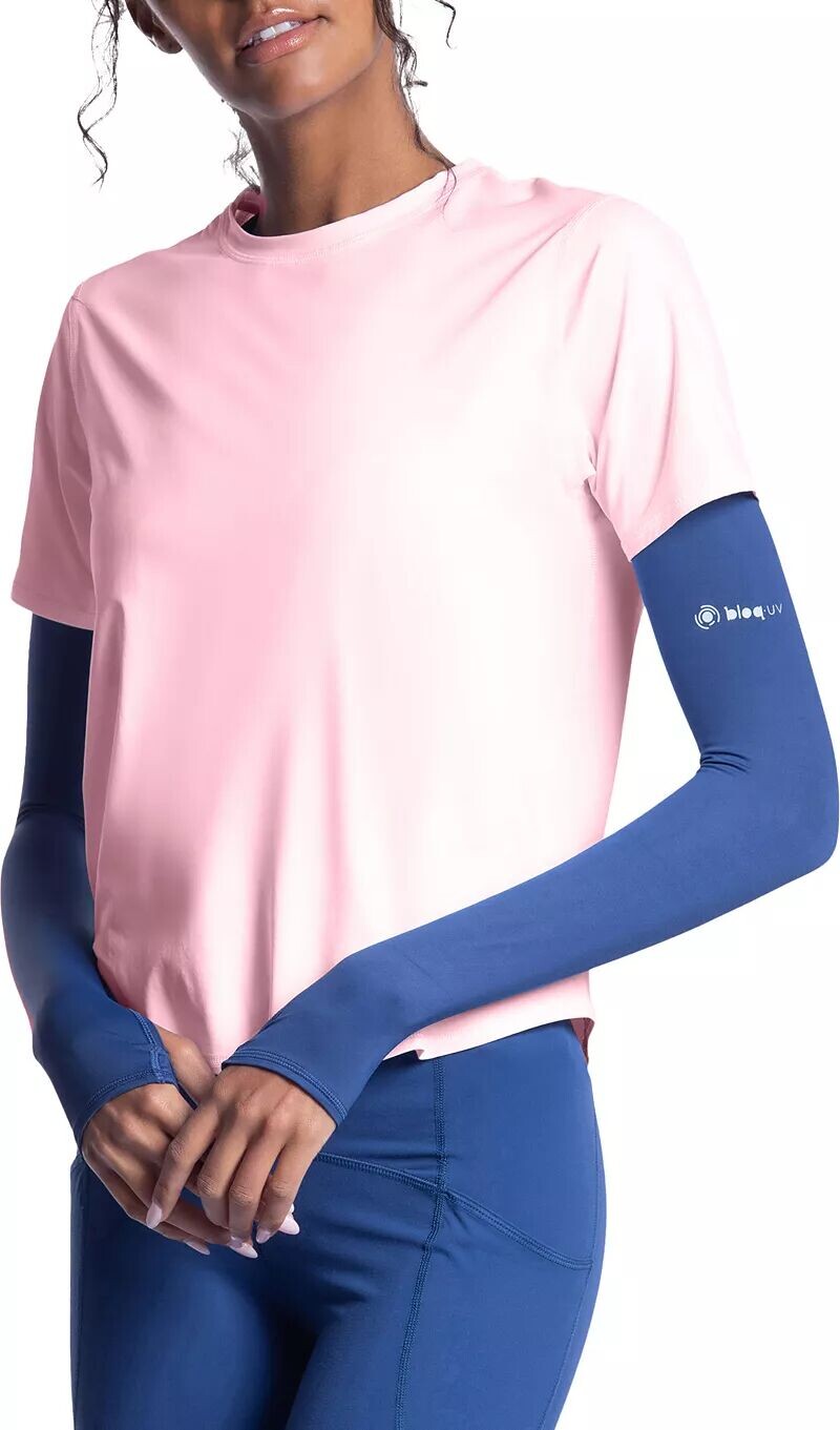 Женская футболка с круглым вырезом Bloquv с короткими рукавами и ракеткой
Женская футболка с круглым вырезом Bloquv с короткими рукавами и ракеткой