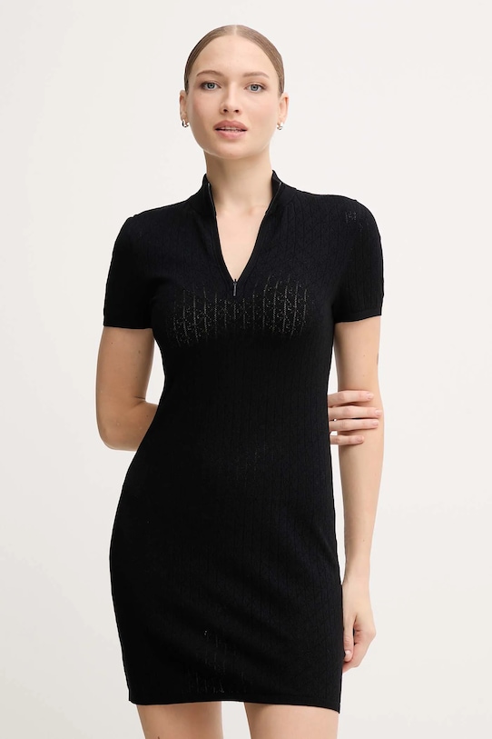 Платье Calvin Klein Jeans, черный
Платье Calvin Klein Jeans, черный
