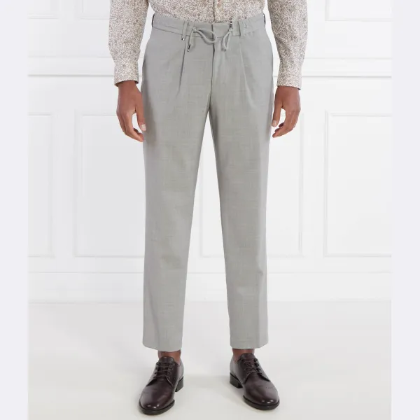 Брюки шерстяные c-perin-rds-233 приталенного кроя Boss, серый
Брюки шерстяные c-perin-rds-233 приталенного кроя Boss, серый