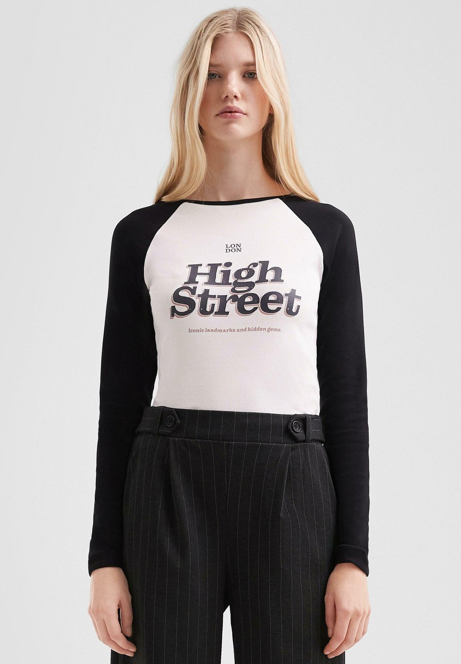 Топ QS COLOUR BLOCK, Creme/Beige
Топ QS COLOUR BLOCK, Creme/Beige