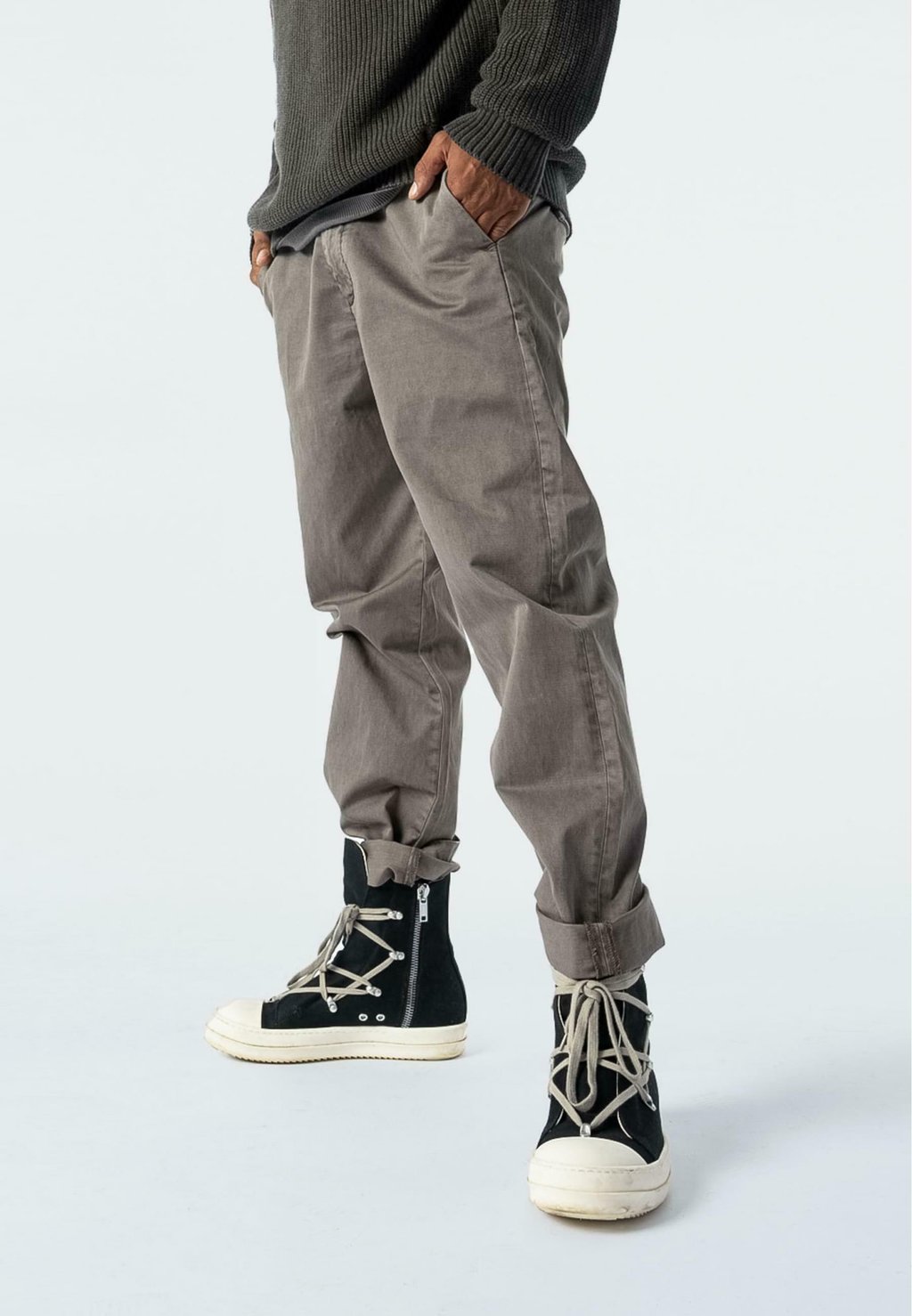 Джинсы прямого кроя Elias Rumelis, цвет Oak
Джинсы прямого кроя Elias Rumelis, цвет Oak