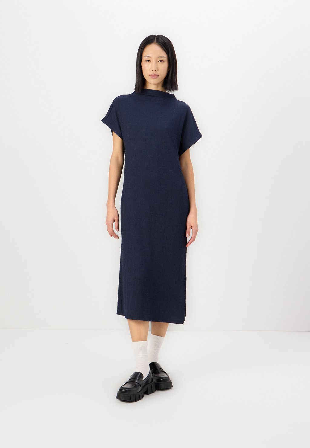 Повседневное платье STRUCTURED TOM TAILOR DENIM, темно-синий
Повседневное платье STRUCTURED TOM TAILOR DENIM, темно-синий