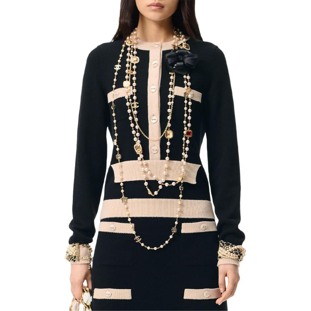 Свитер 25K Cashmere женский CHANEL, черный
Свитер 25K Cashmere женский CHANEL, черный