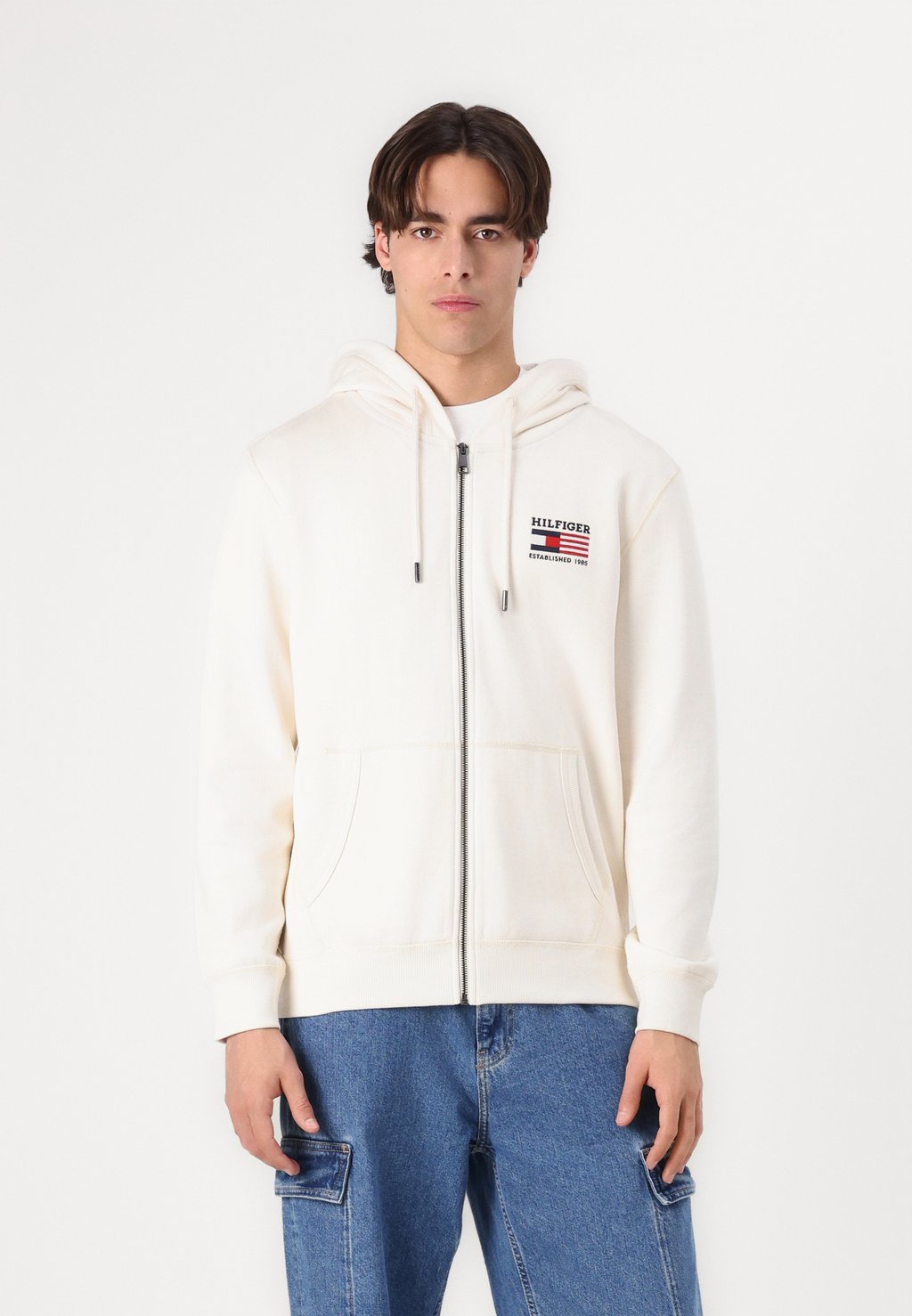 Толстовка на молнии AMERICANA ZIP THROUGH HOODY UNISEX Tommy Hilfiger, кремовый
Толстовка на молнии AMERICANA ZIP THROUGH HOODY UNISEX Tommy Hilfiger, кремовый