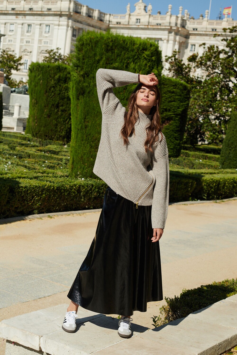 Блестящая юбка миди премиум-класса Next, черный 
Блестящая юбка миди премиум-класса Next, черный