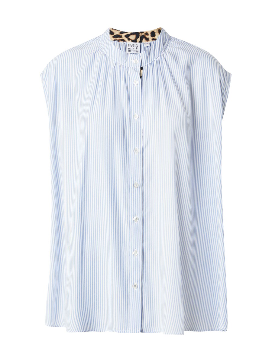 Блуза Emily Van Den Bergh, Light blue
Блуза Emily Van Den Bergh, Light blue