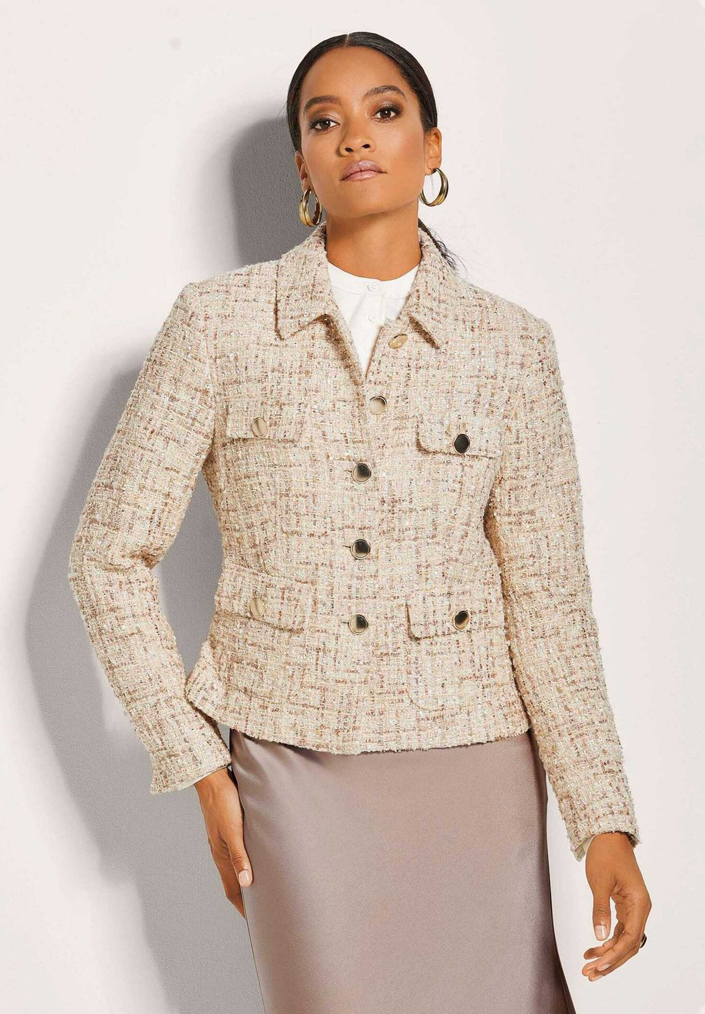 Летняя куртка GLANZVOLLER MADELEINE, бежевый
Летняя куртка GLANZVOLLER MADELEINE, бежевый