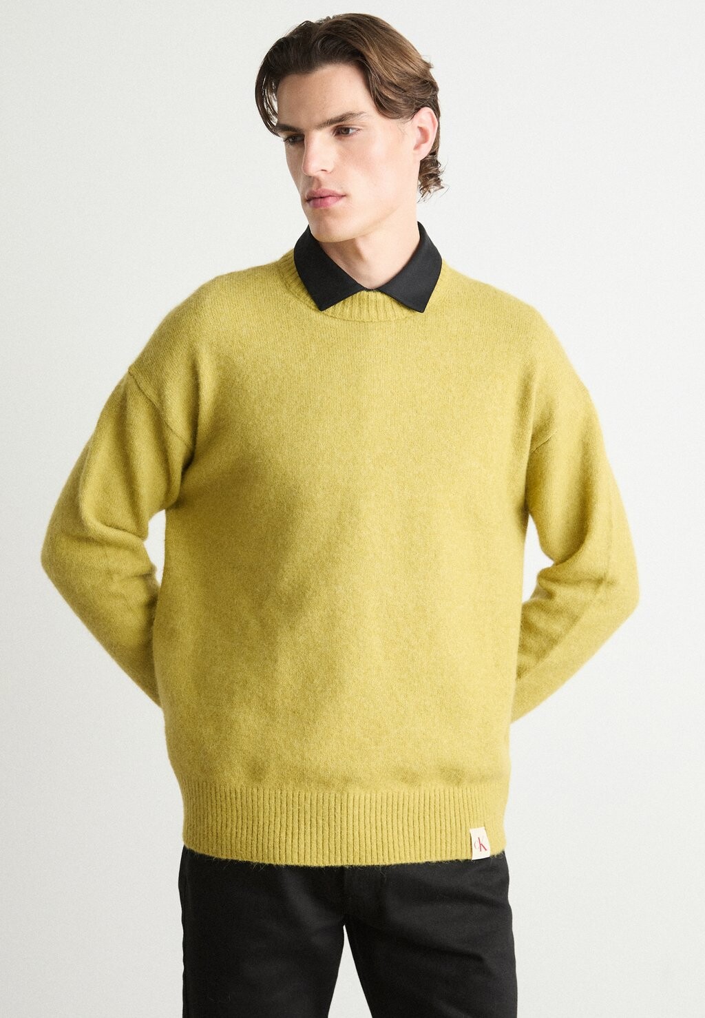 Джемпер WARM TEXTURE SWEATER Calvin Klein Jeans, горчично-желтый
Джемпер WARM TEXTURE SWEATER Calvin Klein Jeans, горчично-желтый