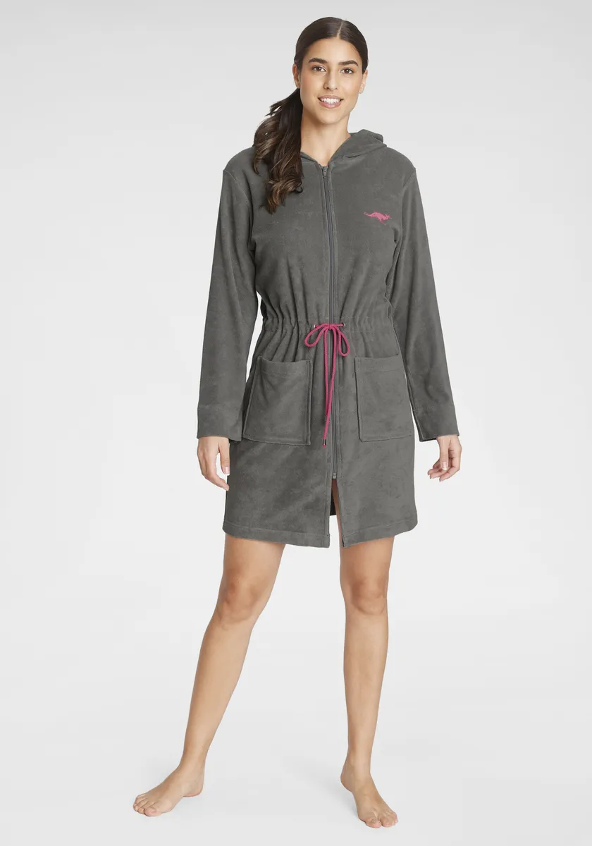 Халат женский KangaROOS "Кира" (1 шт.), на шнурке, короткий, халаты женские, XS-3XL, серый
Халат женский KangaROOS "Кира" (1 шт.), на шнурке, короткий, халаты женские, XS-3XL, серый