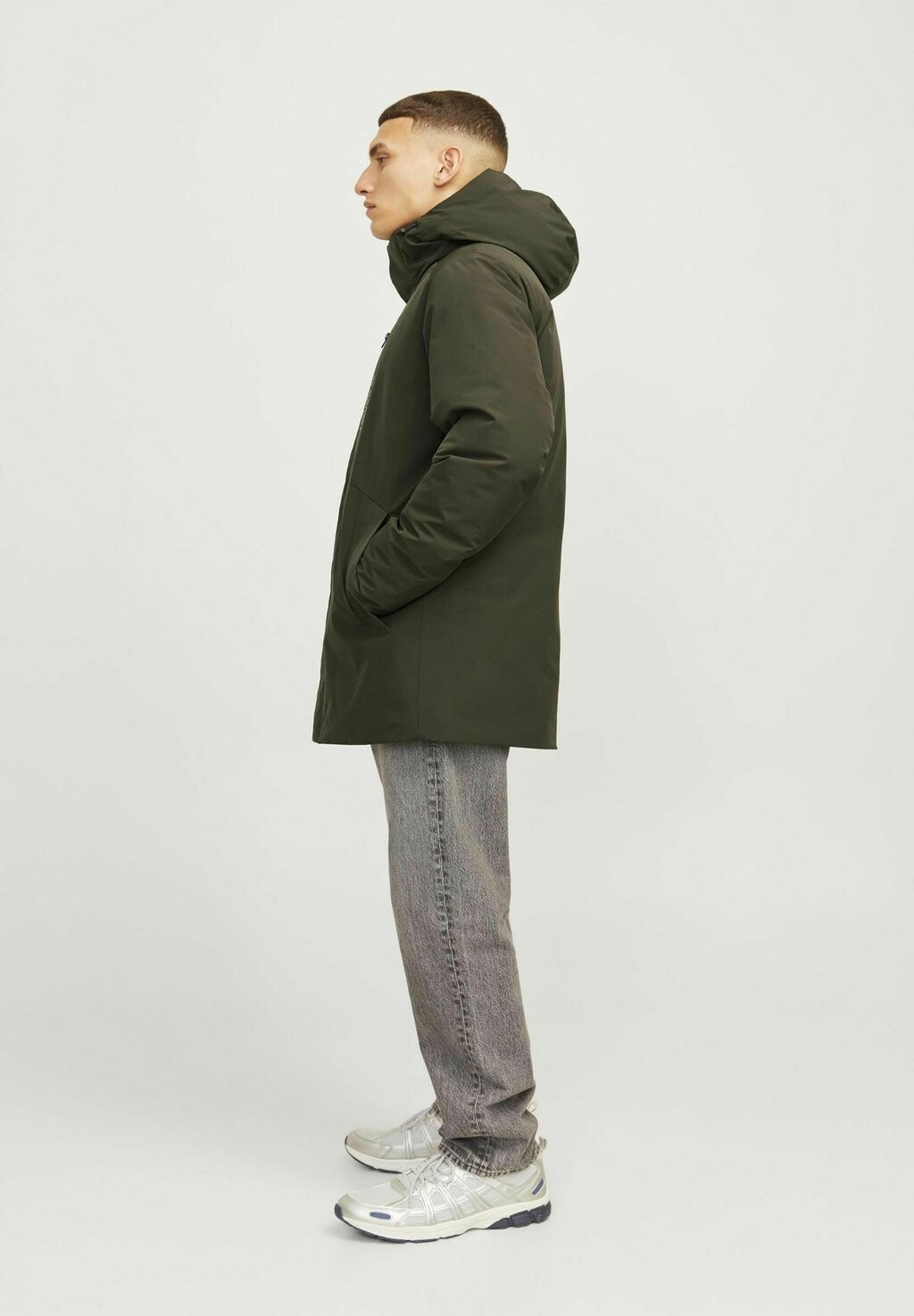 Зимнее пальто APREL aprel, темно-зеленый
Зимнее пальто APREL aprel, темно-зеленый