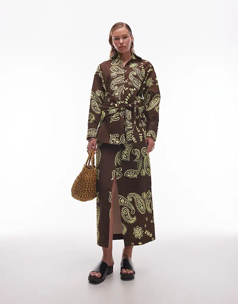 Юбка макси ASOS DESIGN с запахом спереди и принтом пейсли
Юбка макси ASOS DESIGN с запахом спереди и принтом пейсли