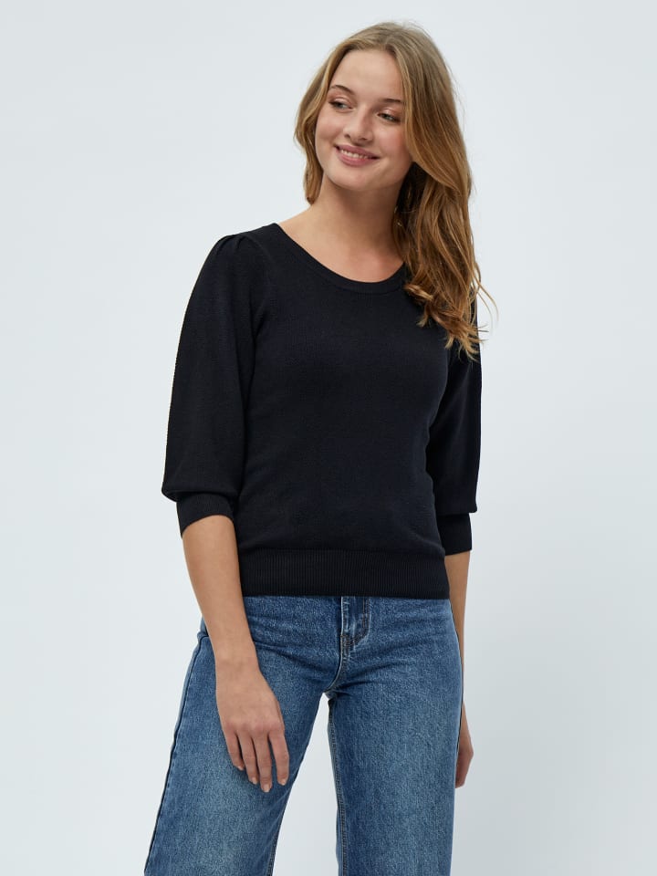 Свитер черного цвета Peppercorn
Свитер черного цвета Peppercorn