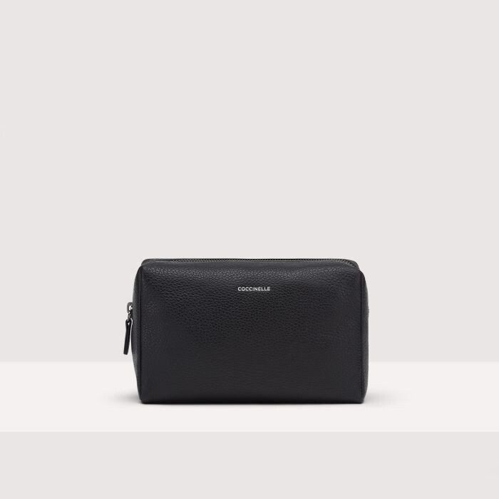 Косметичка из зерненой кожи Coccinelle SMART TO GO, черный
Косметичка из зерненой кожи Coccinelle SMART TO GO, черный