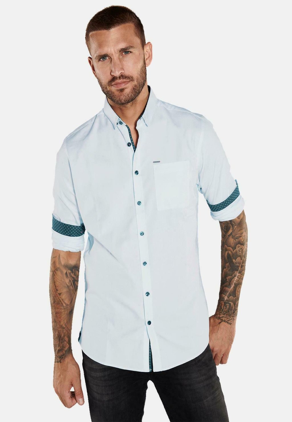 Рубашка LANGARM UNI Emilio Adani, светло-голубой
Рубашка LANGARM UNI Emilio Adani, светло-голубой