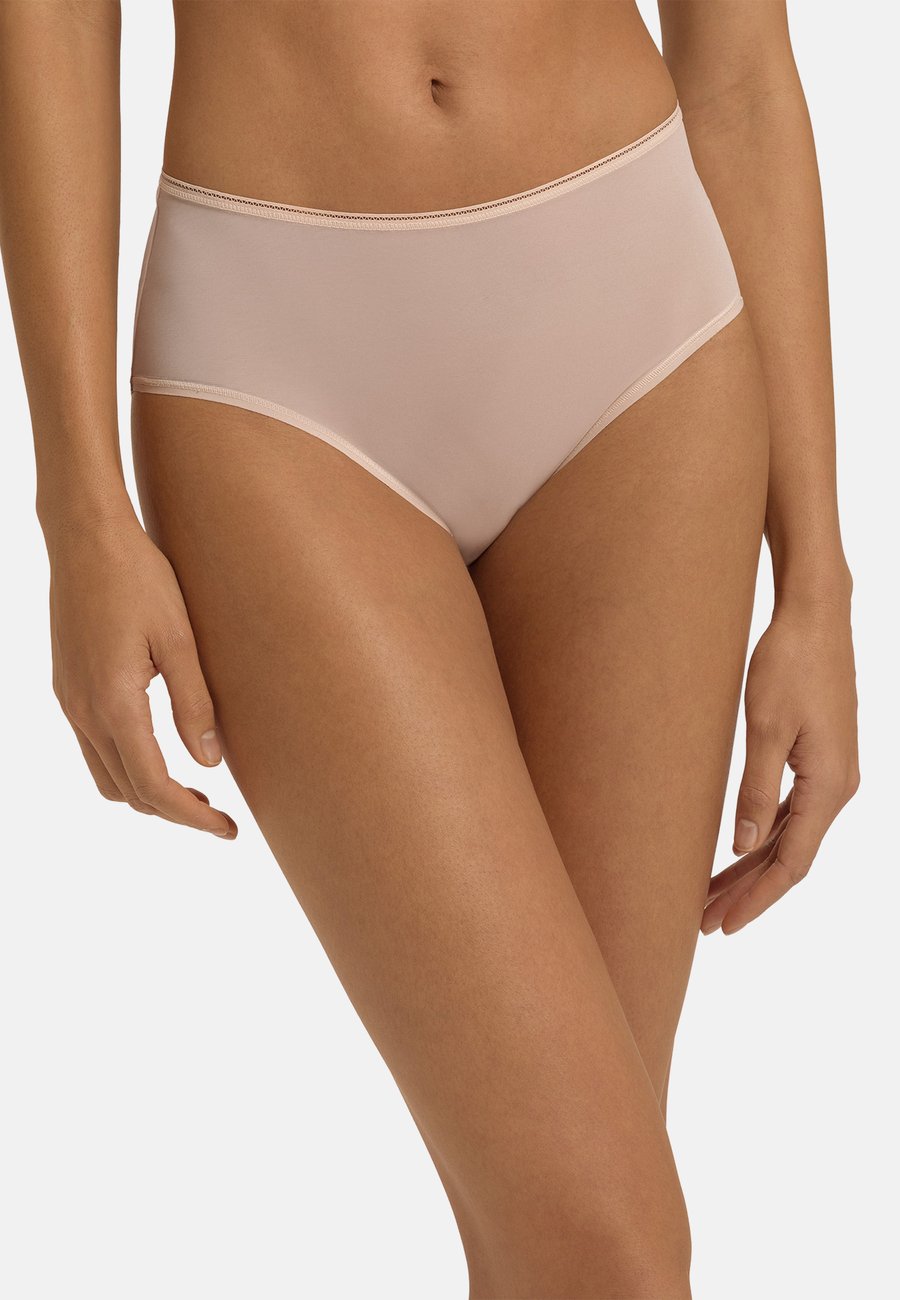 Брифы Hanro SMOOTH ILLUSION, Beige
Брифы Hanro SMOOTH ILLUSION, Beige