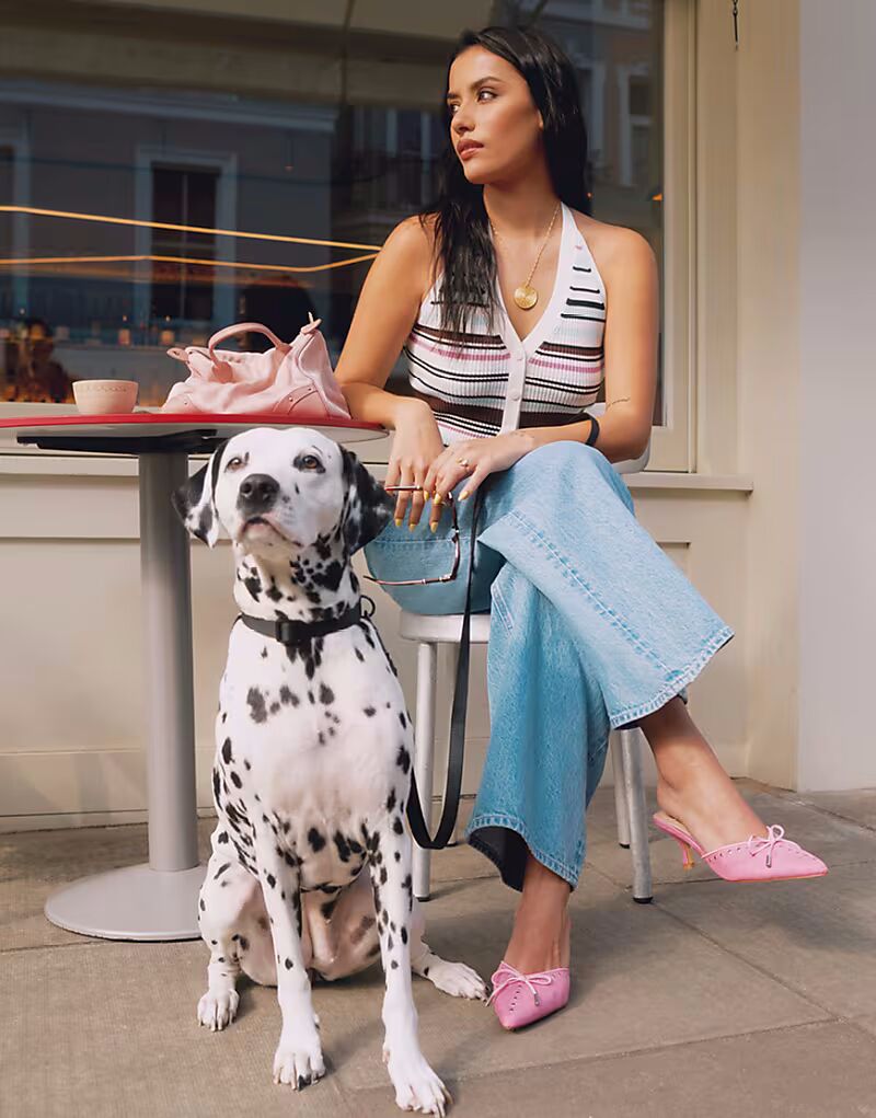 Топ Abercrombie & Fitch с ребристым воротником-халтер в полоску
Топ Abercrombie & Fitch с ребристым воротником-халтер в полоску