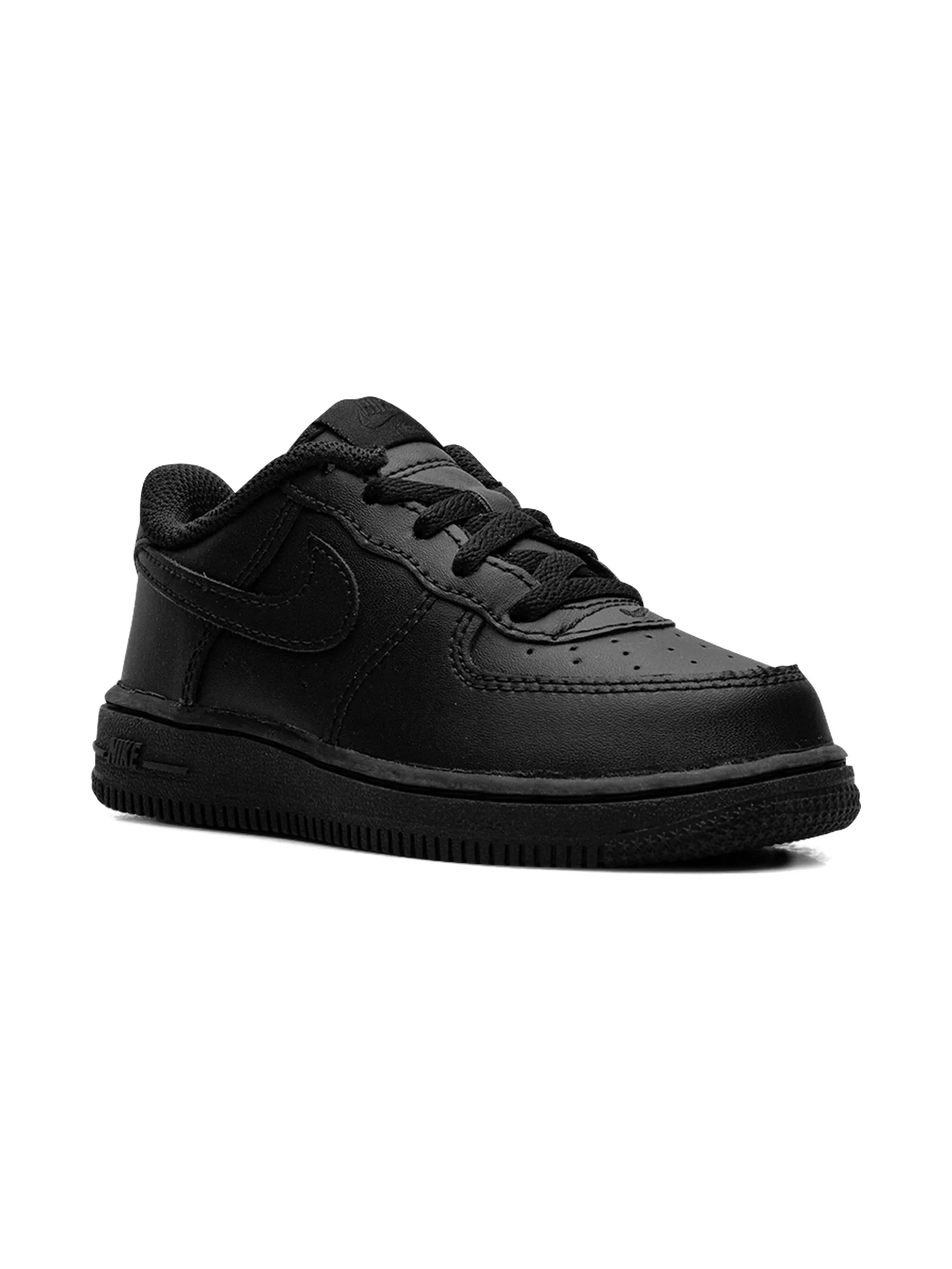 Кроссовки Air Force 1 LE TD Triple Nike Kids, черный
Кроссовки Air Force 1 LE TD Triple Nike Kids, черный
