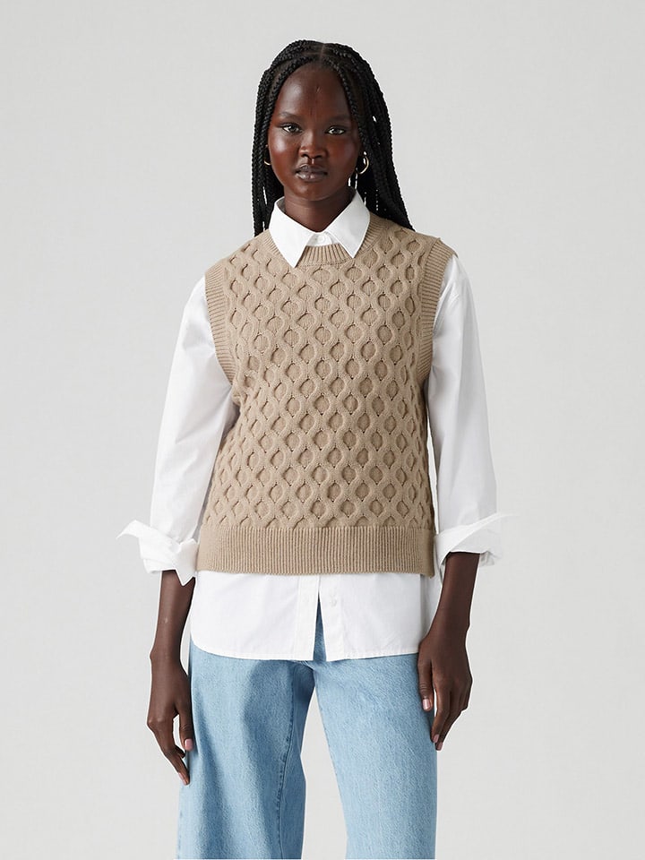 Жилет-свитер цвета верблюжьей шерсти Levi's
Жилет-свитер цвета верблюжьей шерсти Levi's