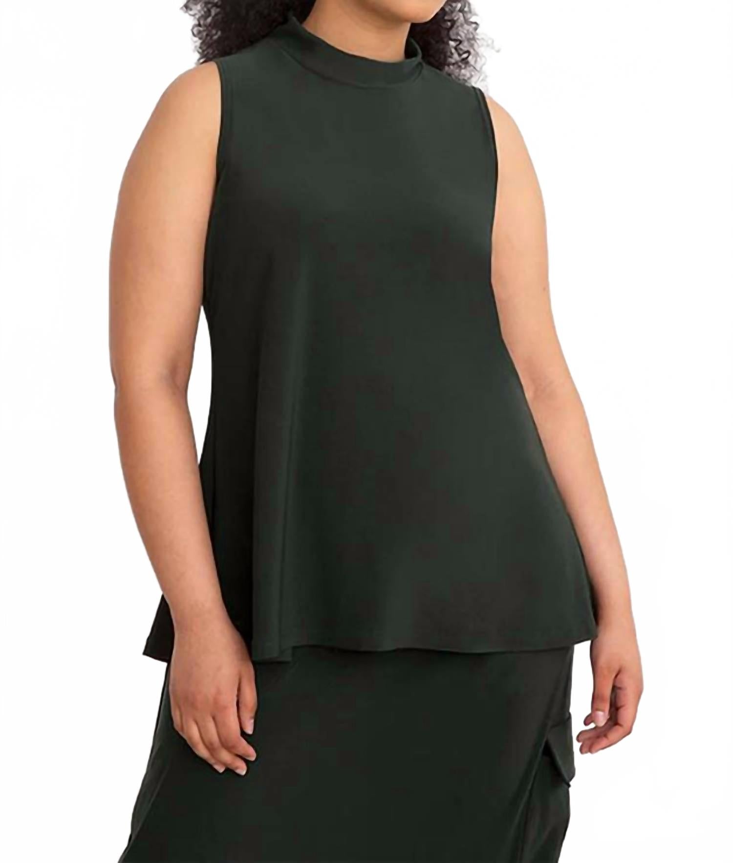 Футболка с высоким воротником в цвете морской зелени Sympli
Футболка с высоким воротником в цвете морской зелени Sympli