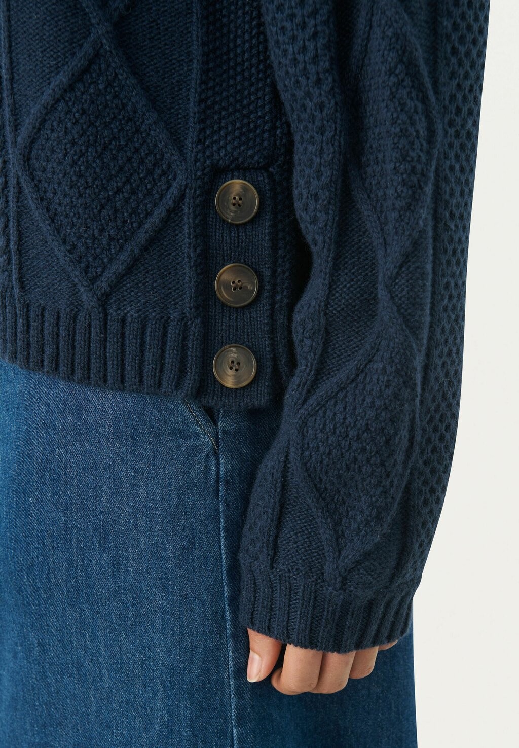 Джемпер LISAMARIE Part Two, темно-синий
Джемпер LISAMARIE Part Two, темно-синий