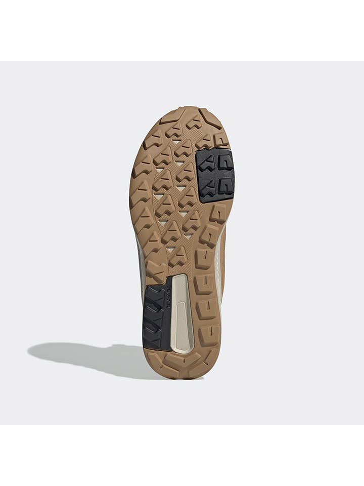 Ботинки для походов Terrex Anylander Climawarm+ бежевого цвета adidas
Ботинки для походов Terrex Anylander Climawarm+ бежевого цвета adidas