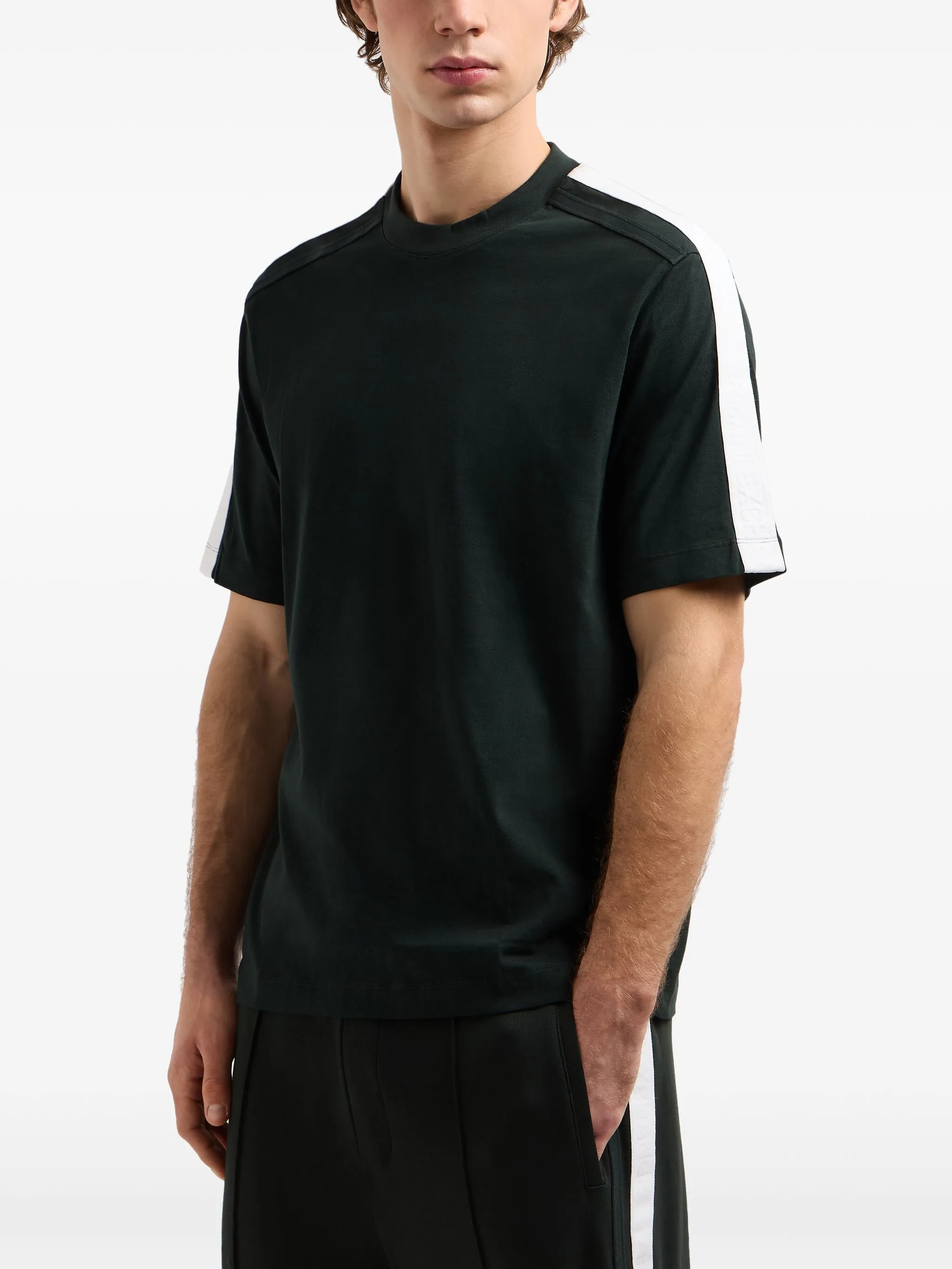 Футболка с логотипом Armani Exchange, зеленый
Футболка с логотипом Armani Exchange, зеленый