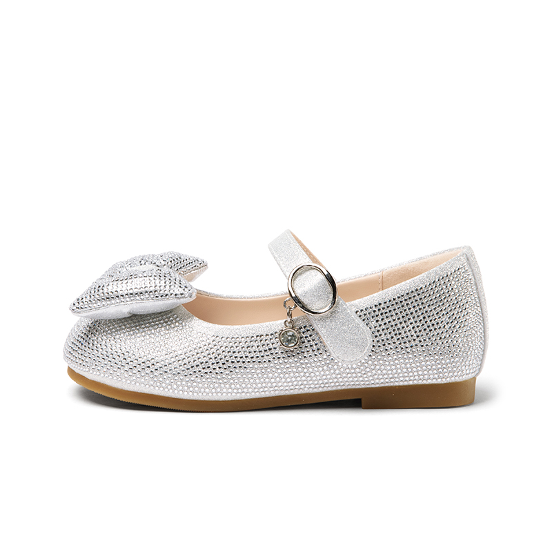 Нескользящие и дышащие кожаные туфли для детей Snoffy, серебряный
Нескользящие и дышащие кожаные туфли для детей Snoffy, серебряный