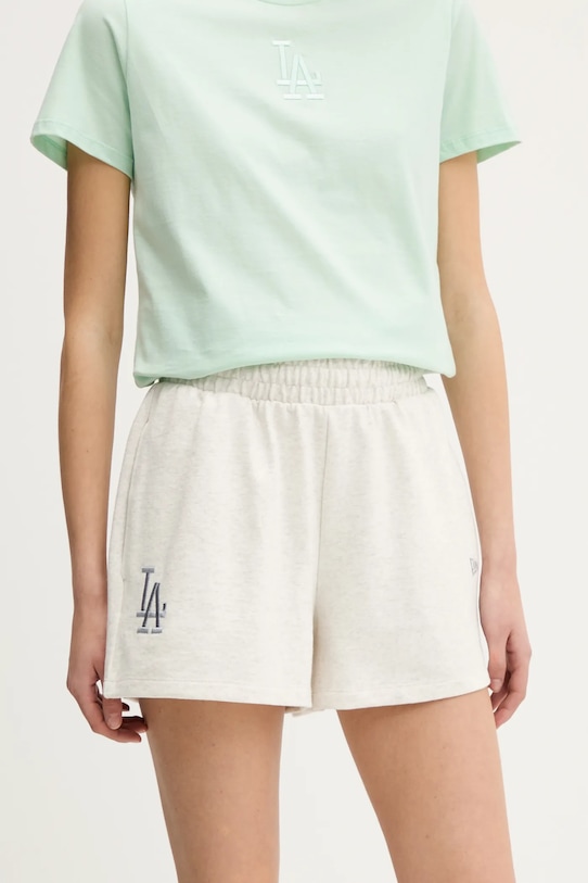 Шорты New Era, бежевый 
Шорты New Era, бежевый