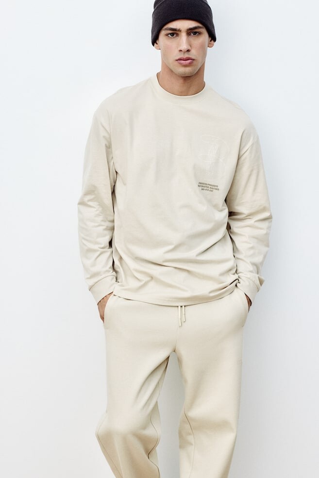 Спортивная рубашка с длинными рукавами из материала drymovein свободного покроя H&M, мультиколор
Спортивная рубашка с длинными рукавами из материала drymovein свободного покроя H&M, мультиколор