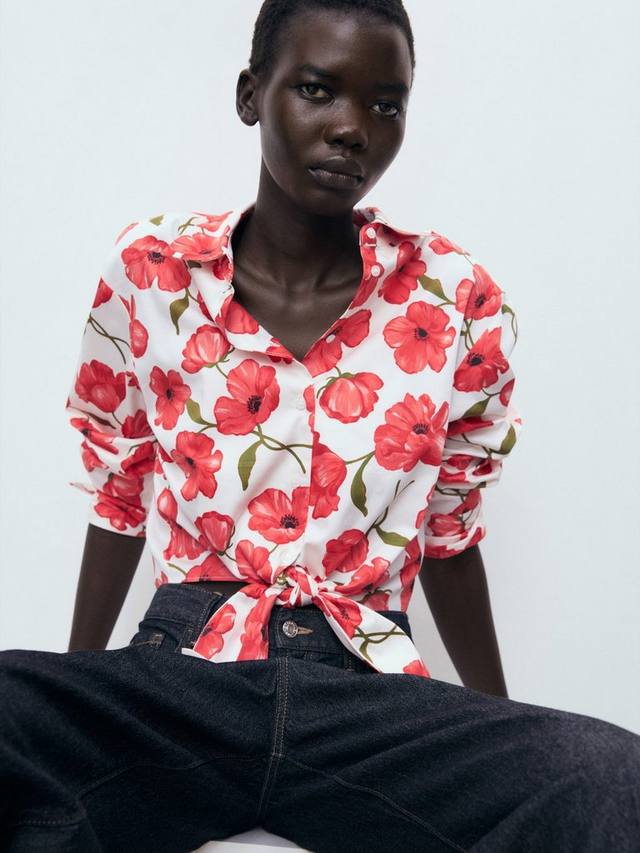 Pola рубашка с длинными рукавами и воротником из хлопкового микса с цветочным принтом Mango
Pola рубашка с длинными рукавами и воротником из хлопкового микса с цветочным принтом Mango