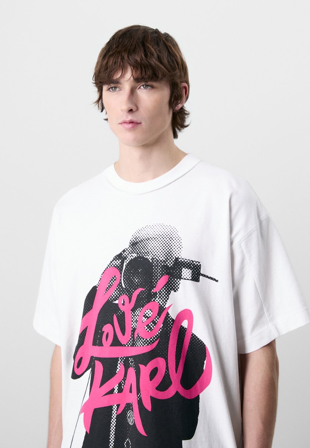 Футболка с принтом KLJ X ATELIER KARL TEE UNISEX Karl Lagerfeld Jeans, белый
Футболка с принтом KLJ X ATELIER KARL TEE UNISEX Karl Lagerfeld Jeans, белый