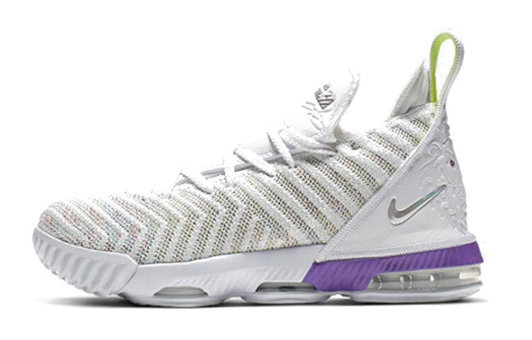 Детские баскетбольные кроссовки Nike Lebron 16 для детей
Детские баскетбольные кроссовки Nike Lebron 16 для детей