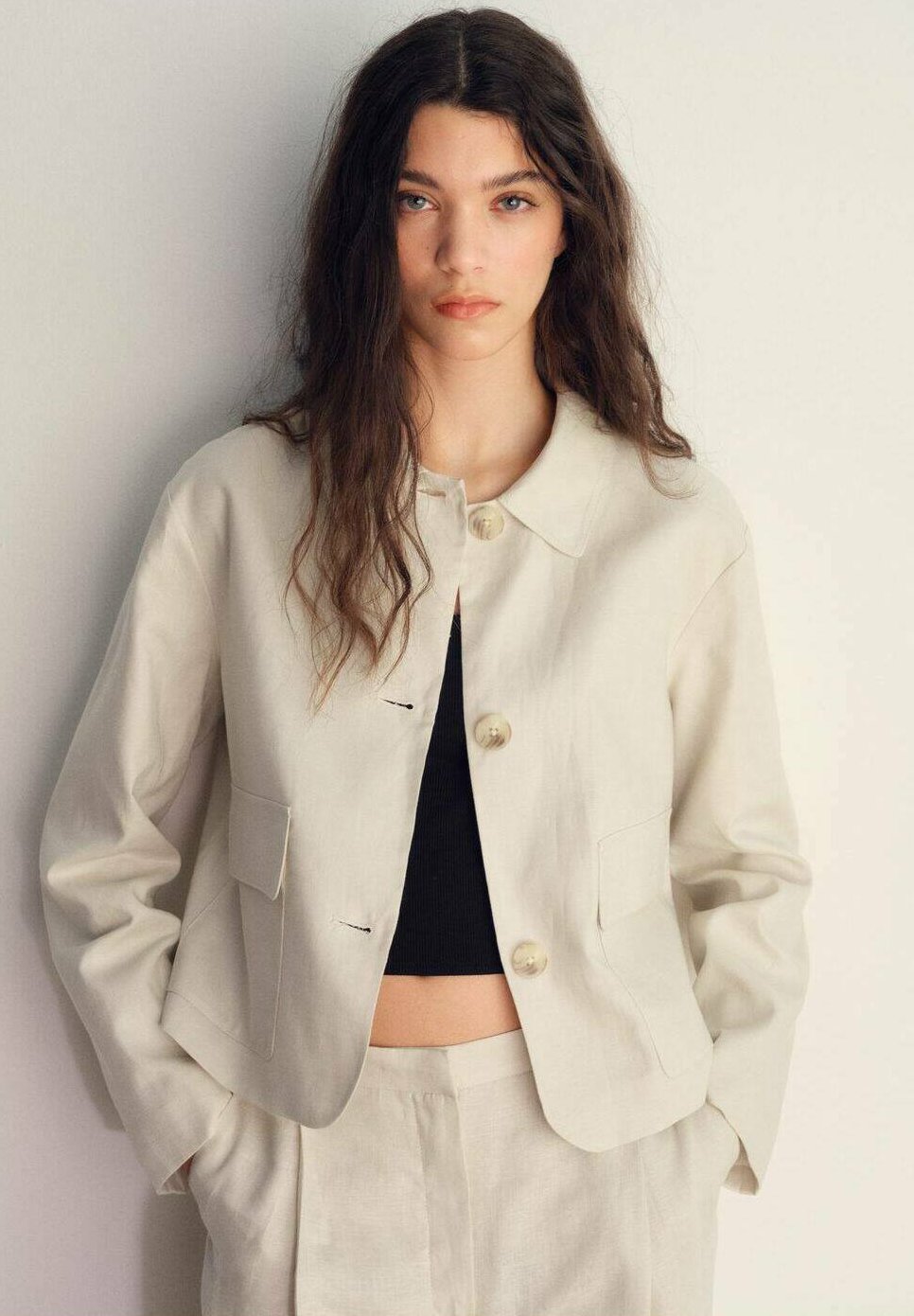 Блейзер LEO Mango, кремовый
Блейзер LEO Mango, кремовый