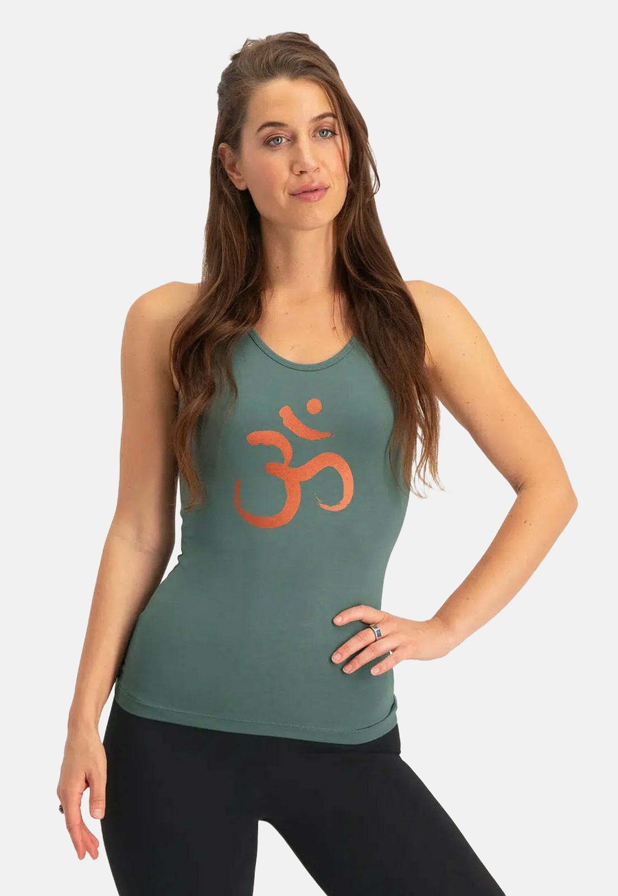 Топ Urban Goddess OM CORE YOGA TANK, Forest/Dark Green
Топ Urban Goddess OM CORE YOGA TANK, Forest/Dark Green
