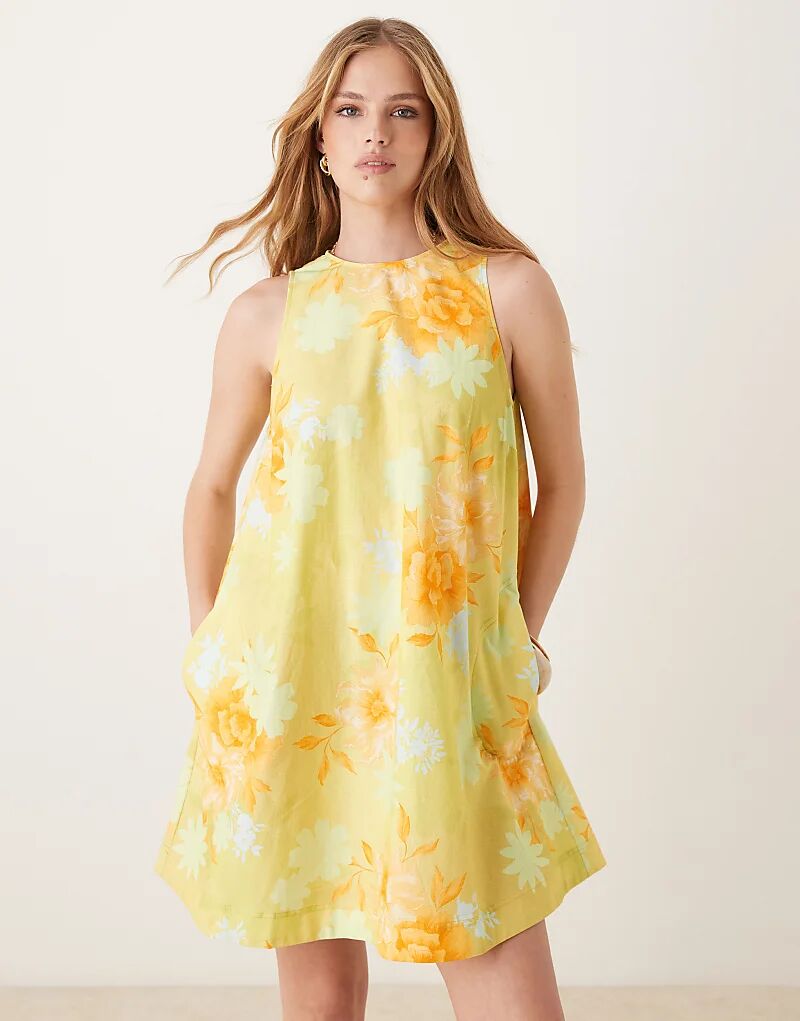 Платье мини-кроя ASOS DESIGN с карманами, нежно-оранжевого цвета с цветочным принтом
Платье мини-кроя ASOS DESIGN с карманами, нежно-оранжевого цвета с цветочным принтом