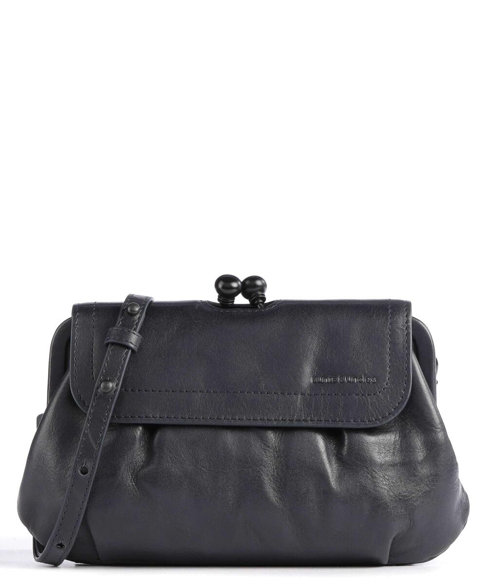 Роскошный бабушкин клуб Mrs. сумка через плечо Whoopie Pie из мелкозернистой яловой кожи Aunts & Uncles, синий
Роскошный бабушкин клуб Mrs. сумка через плечо Whoopie Pie из мелкозернистой яловой кожи Aunts & Uncles, синий